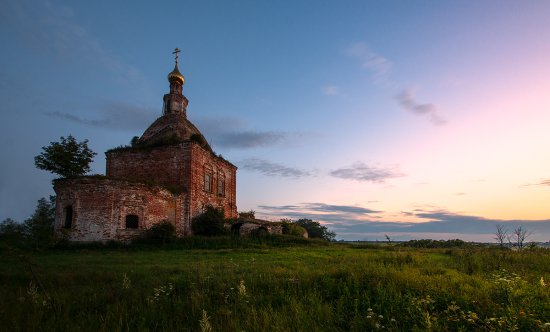 Веками встречая...